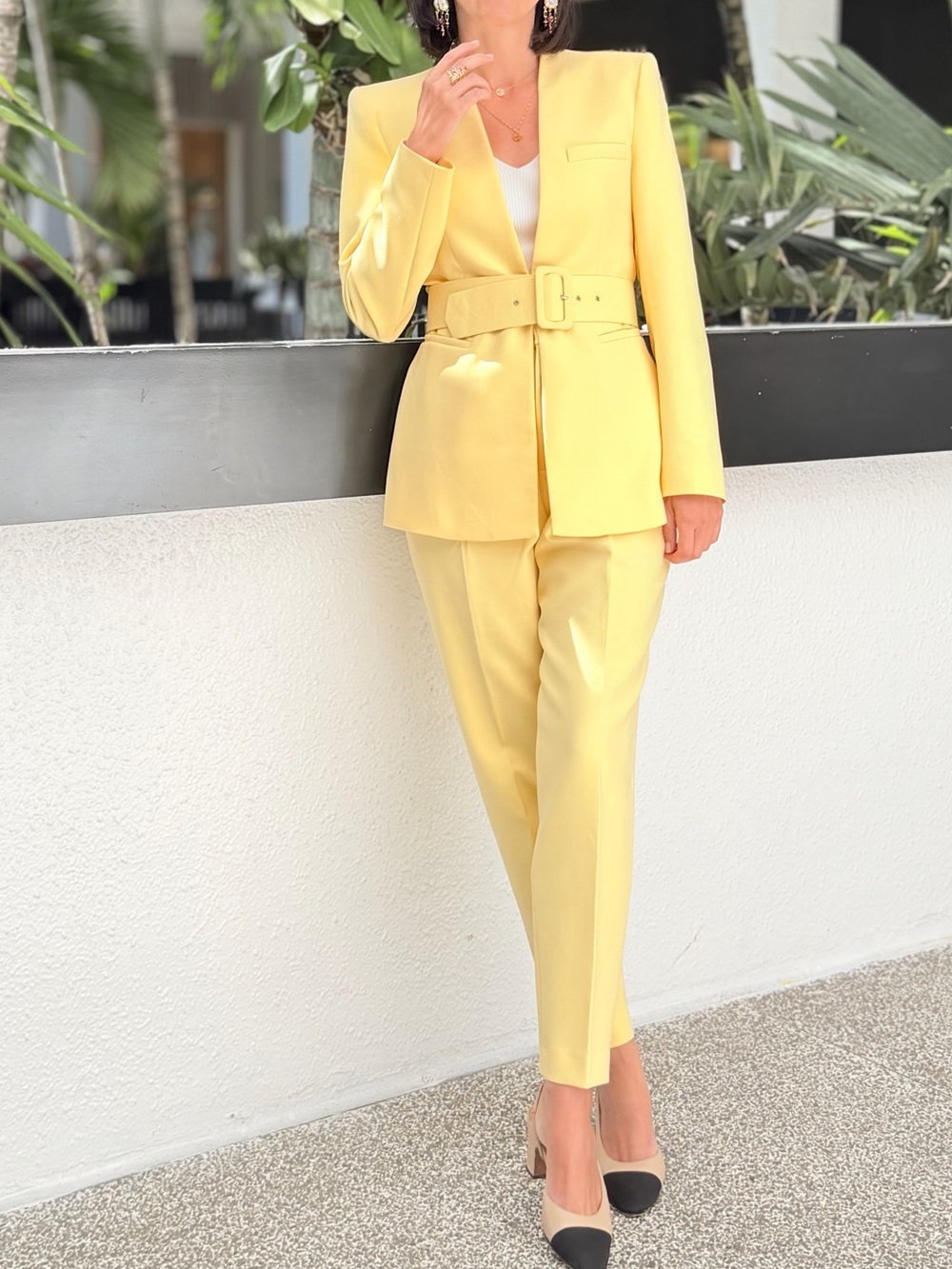 Zara Women's Tailored Belted Suit Pants in Yellow